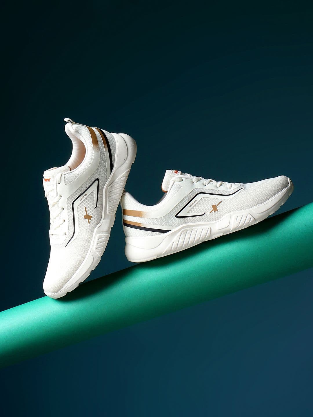 Sparx Men Mesh Training or Gym Shoes - view 1