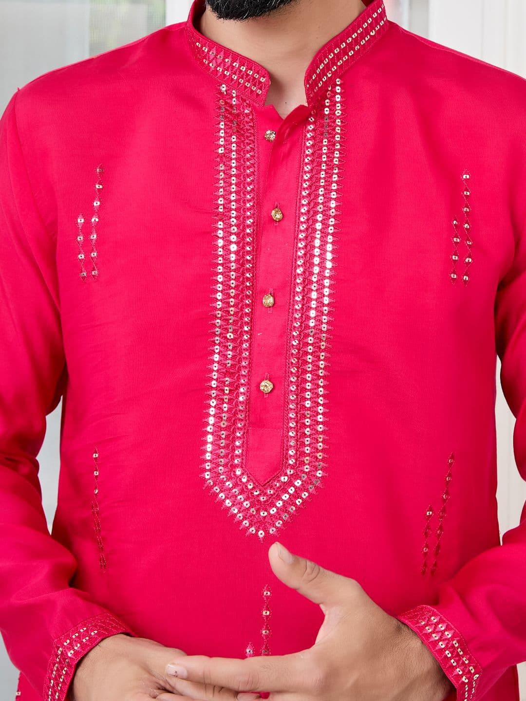 See Designs Geometric Embroidered Mandarin Collar Sequinned Cotton Chanderi Straight Kurta thumbnail 5
