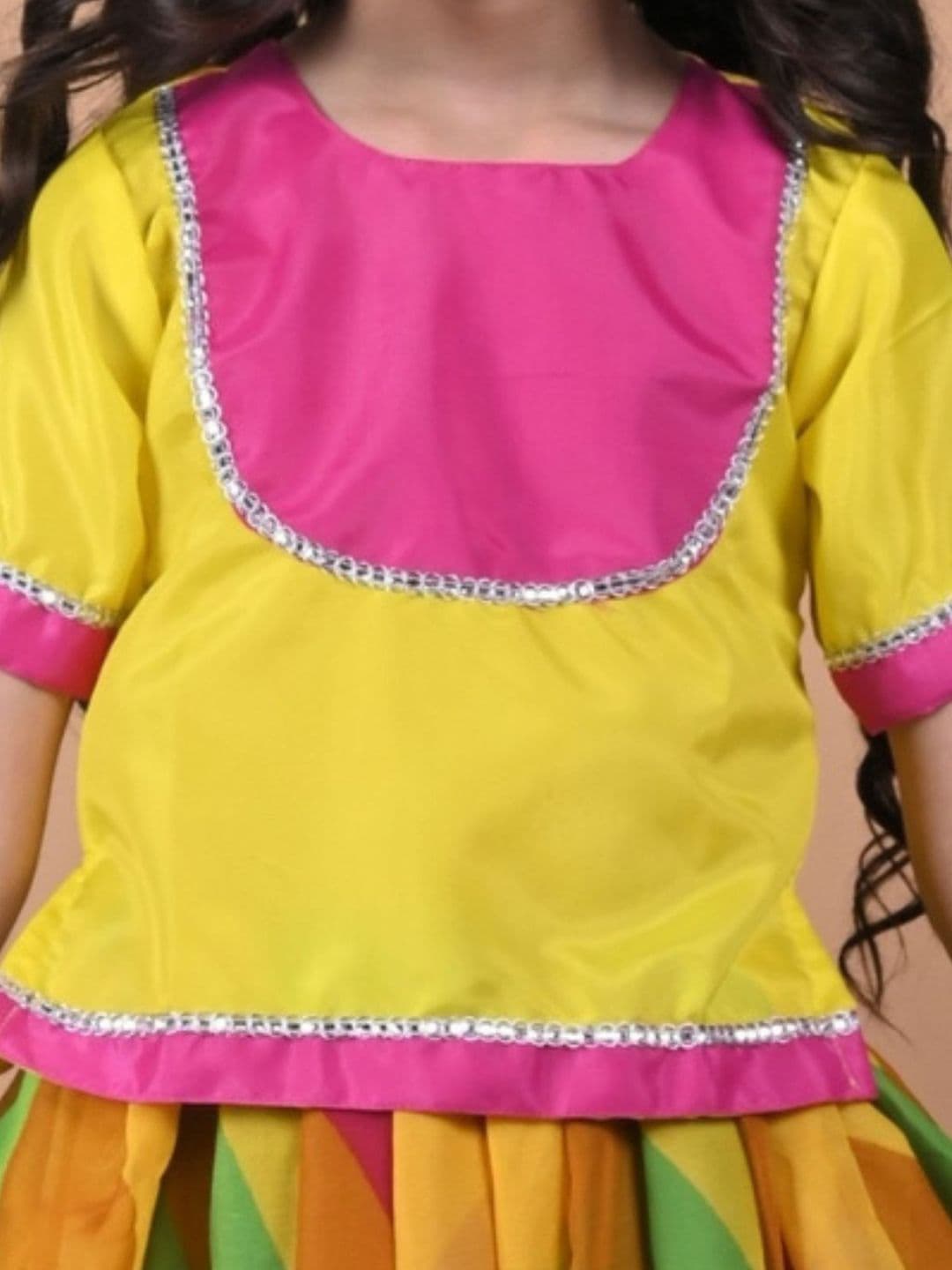 itsmycostume Girls Ready to Wear Lehenga & Blouse With Dupatta thumbnail 3