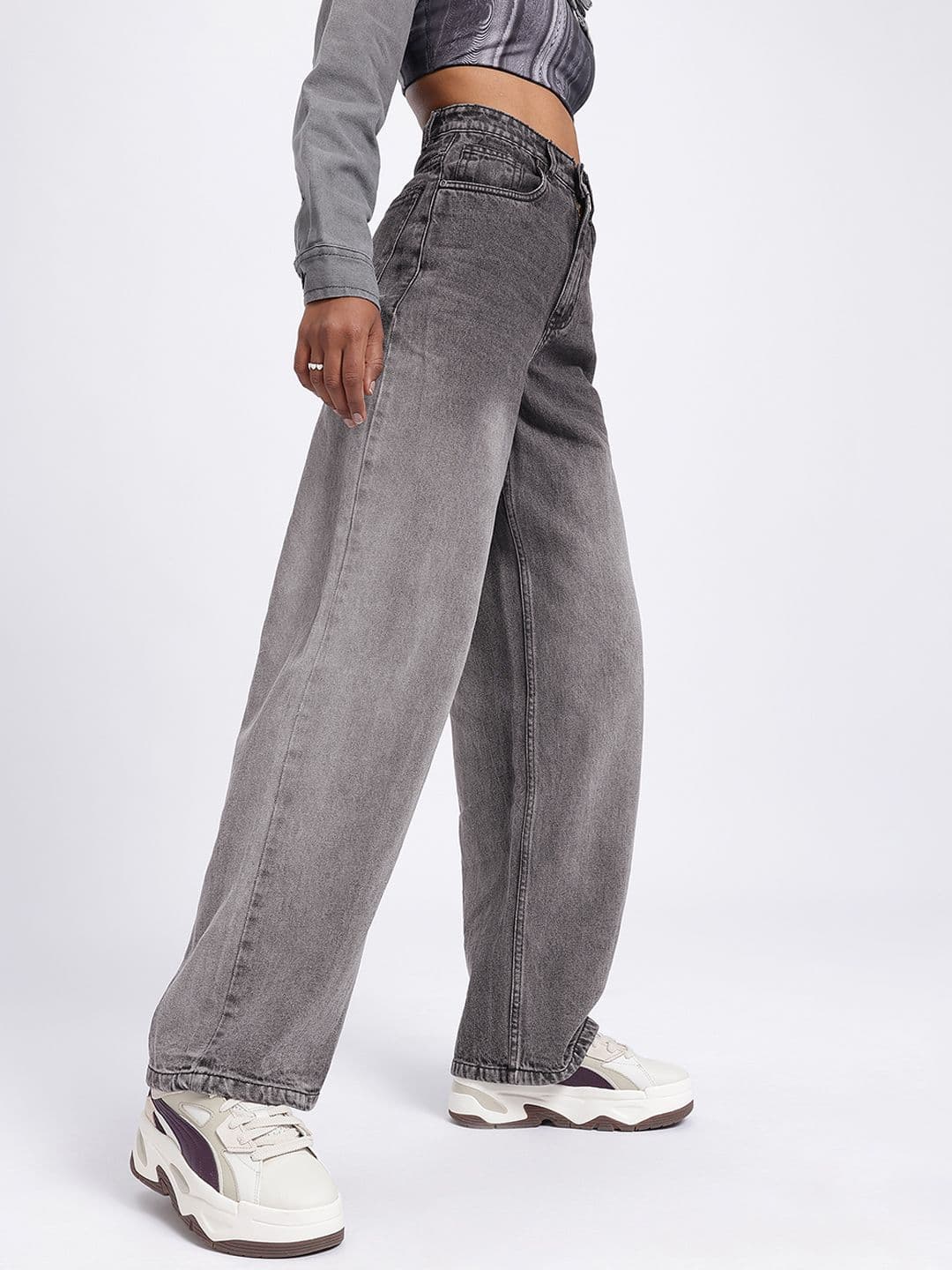 glitchez Women Baggy Bliss Light Fade Jeans thumbnail 5