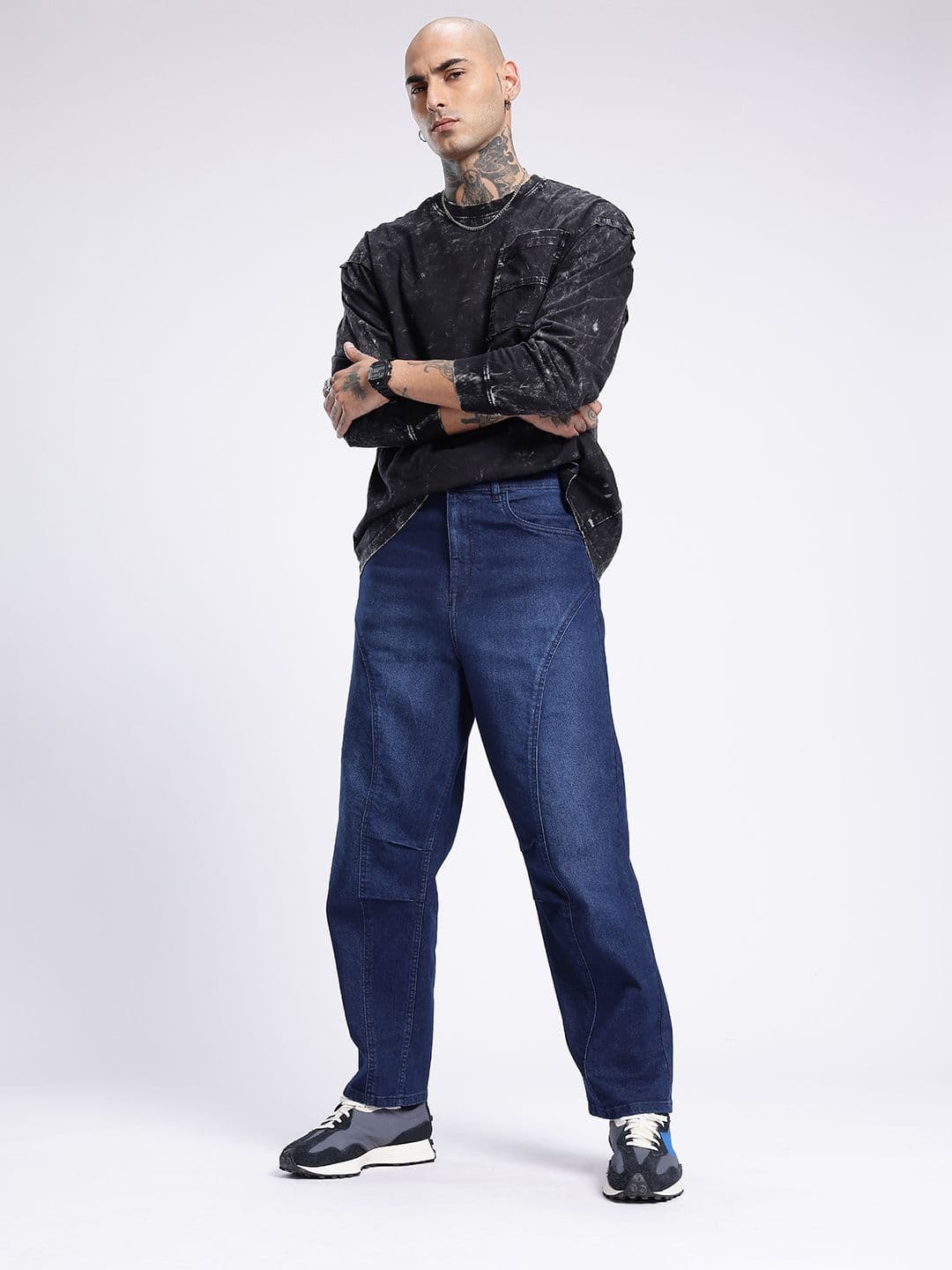 glitchez Men Relaxed Fit Medium Shade Stretchable Jeans thumbnail 2