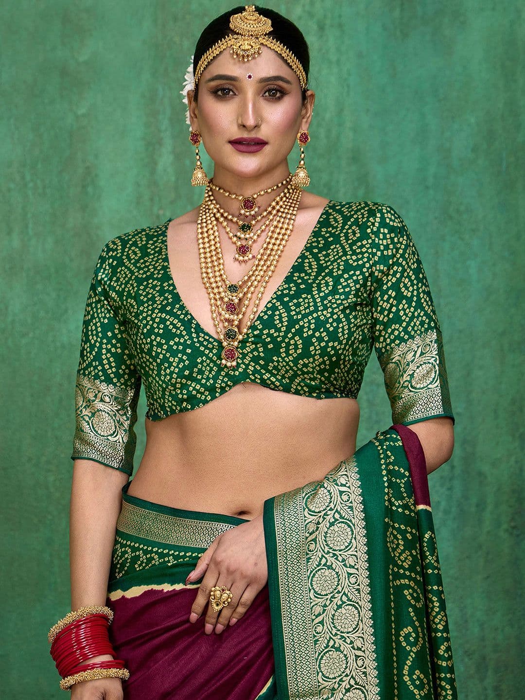 TIRA Bandhani Printed Sequinned Saree thumbnail 4