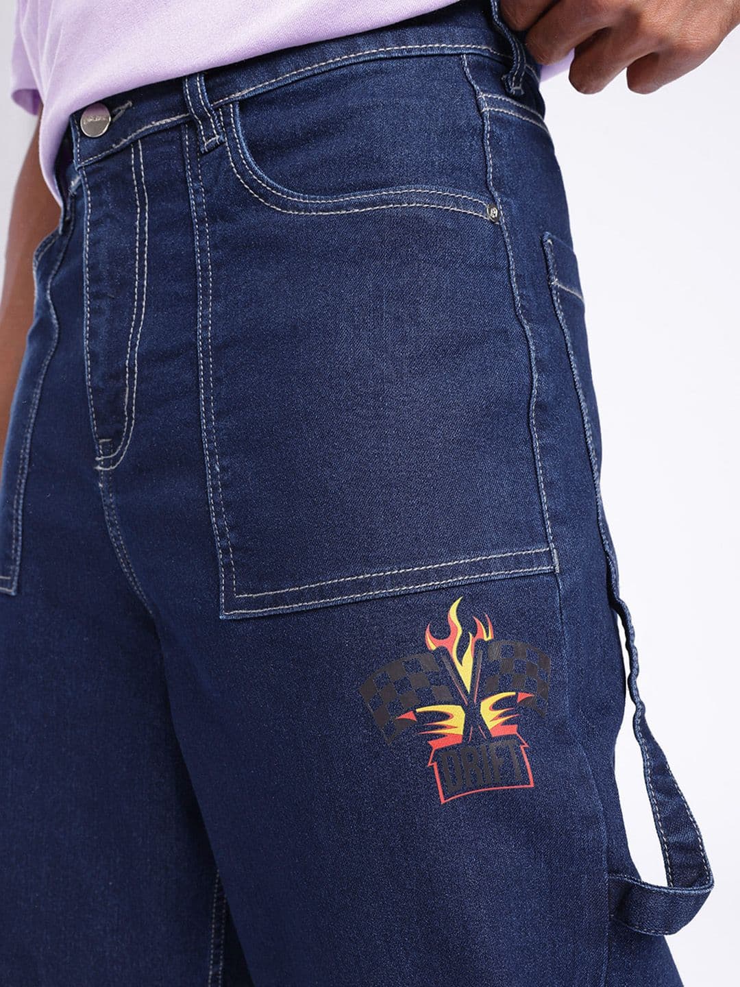 glitchez Men Loose Cropped Printed Stretchable Jeans thumbnail 6