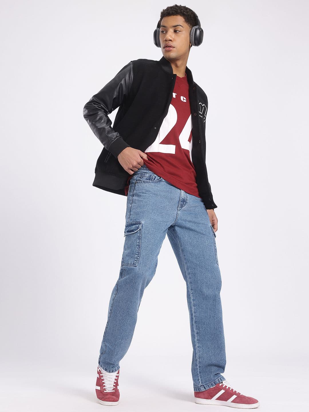 glitchez Men Denim Regular Fit Cargo-Style Jeans thumbnail 5