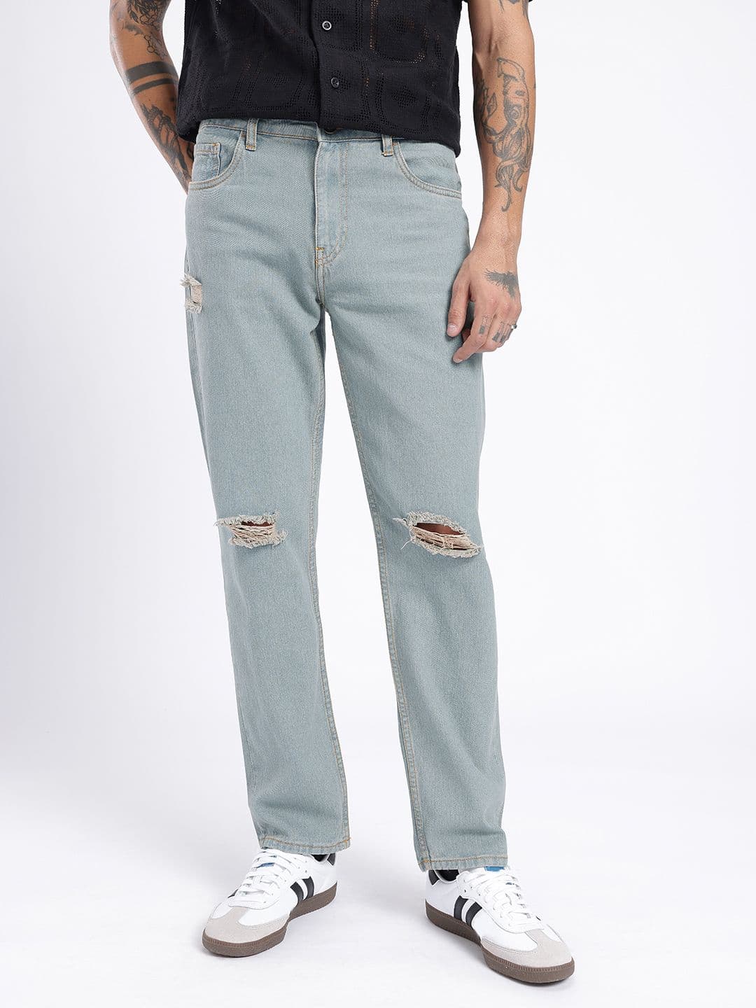 glitchez Men Relaxed Fit Mildly Distressed Jeans thumbnail 9