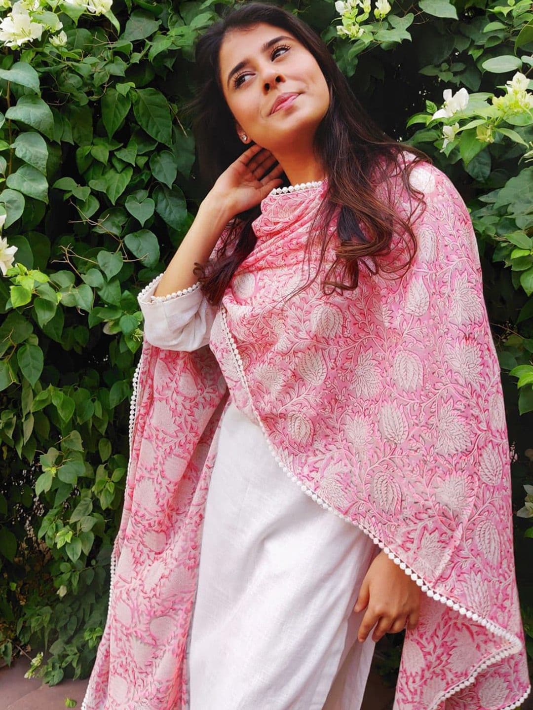Piyuti Women Regular Kurta with Trousers & Dupatta thumbnail 5