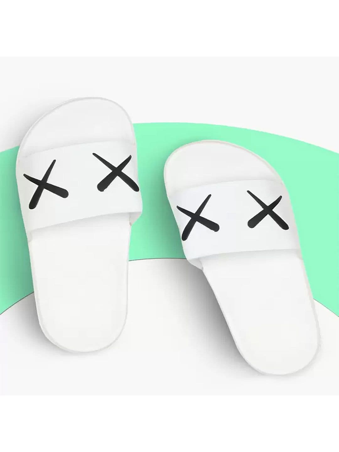 DRACKFOOT Men Printed Slider Flip Flops - view 1