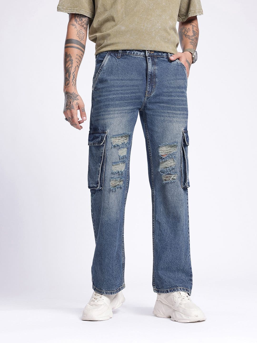 glitchez Men Relaxed Fit Ripped Heavy Fade Cargo Jeans thumbnail 2