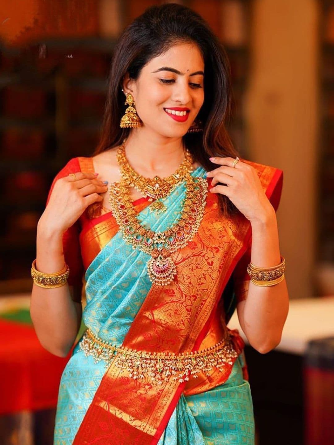SHOP DROP Woven Design Zari Art Silk Banarasi Saree thumbnail 5