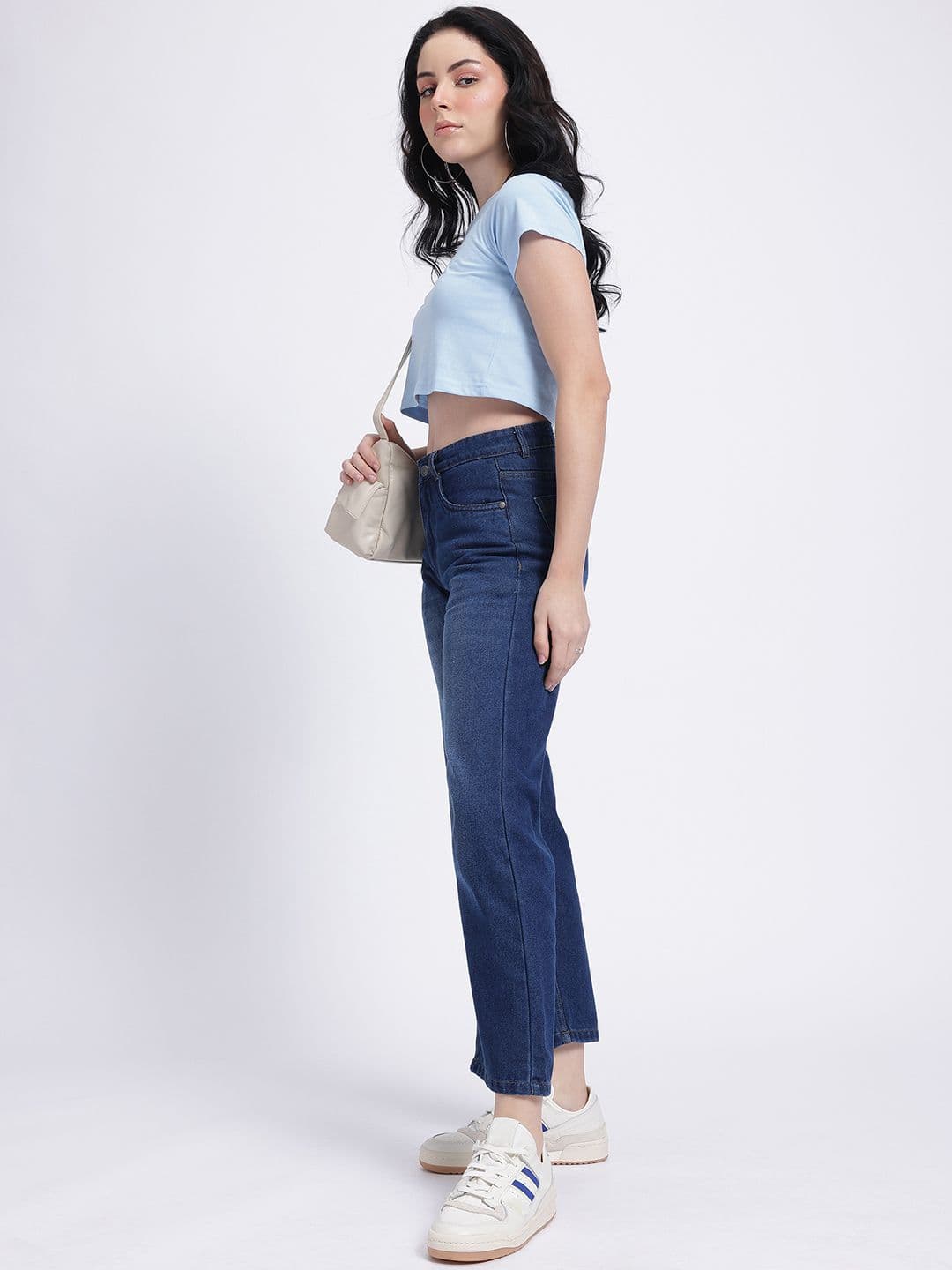 glitchez Women Mid-Rise Light Fade Cropped Straight Fit Jeans thumbnail 3