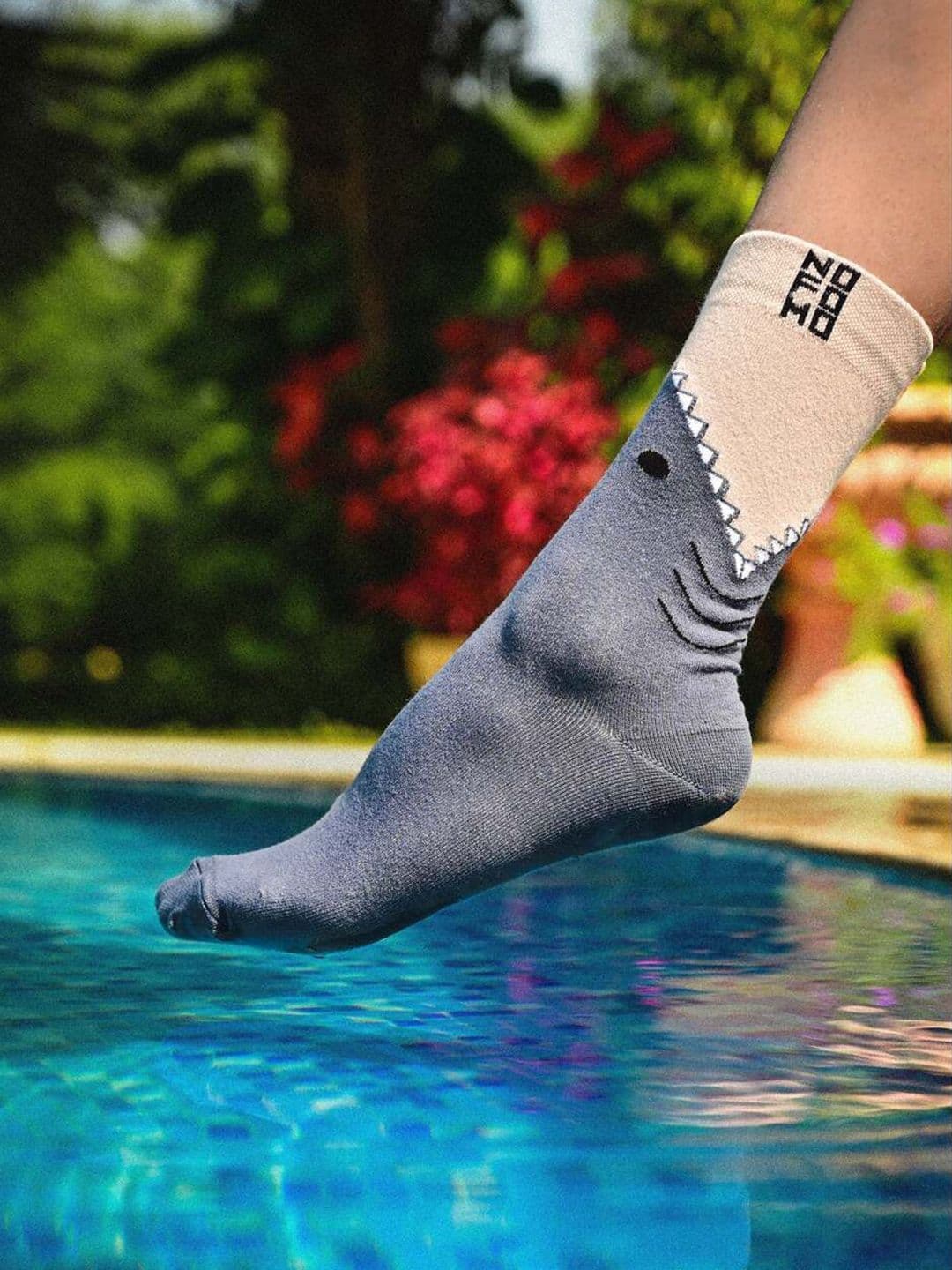 NOFOMO Colourblocked Calf Length Socks thumbnail 2