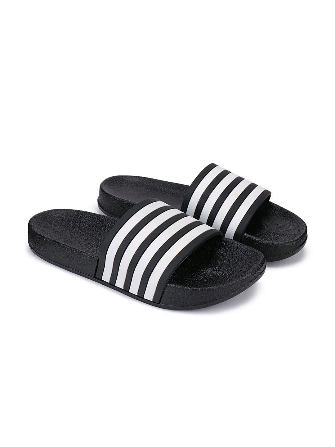 PENNEN Men Printed Sliders thumbnail 2