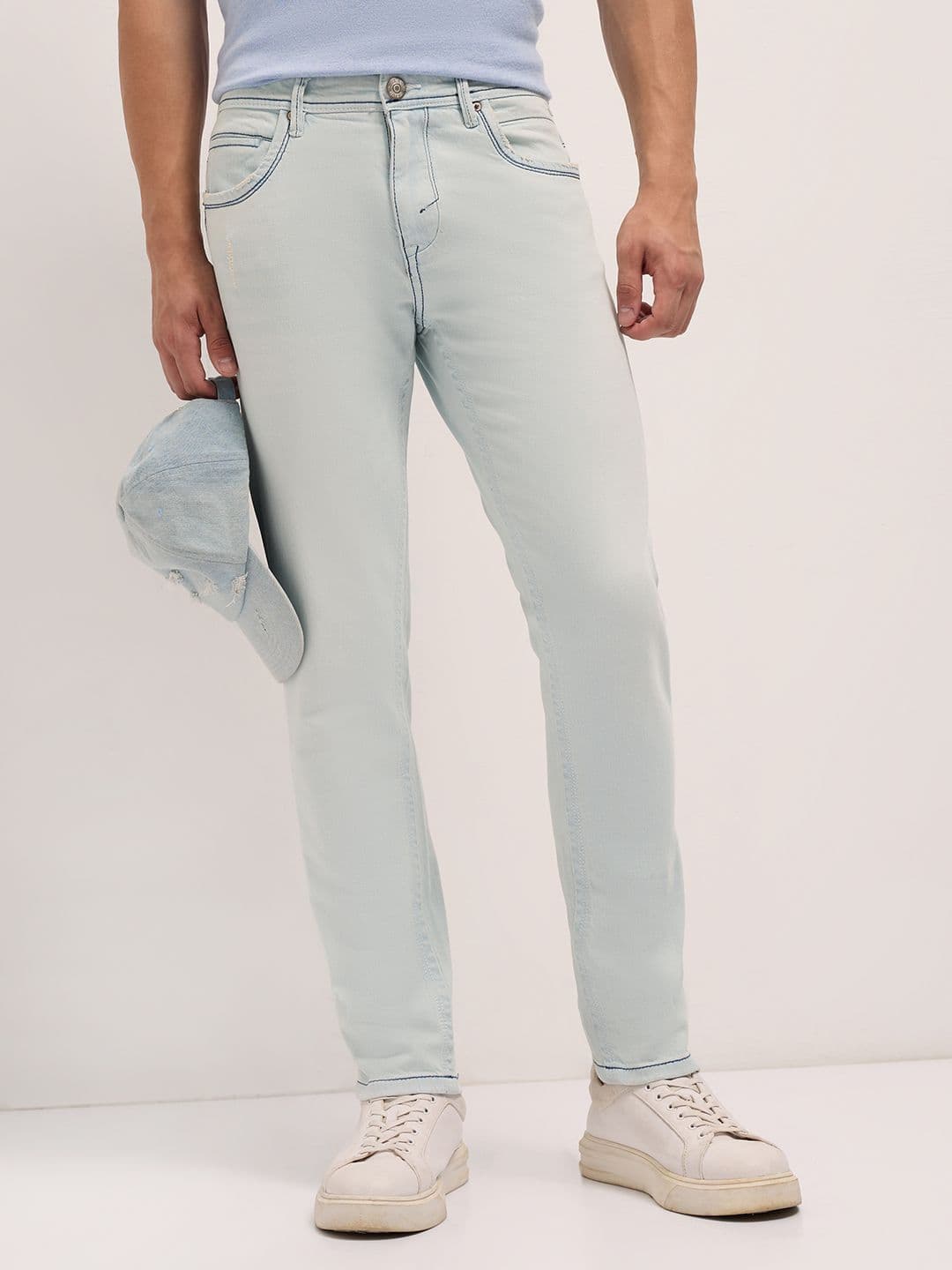 THE BEAR HOUSE Men Cotton Washed Slim Fit Mid-Rise Light Fade Stretchable Jeans - view 1