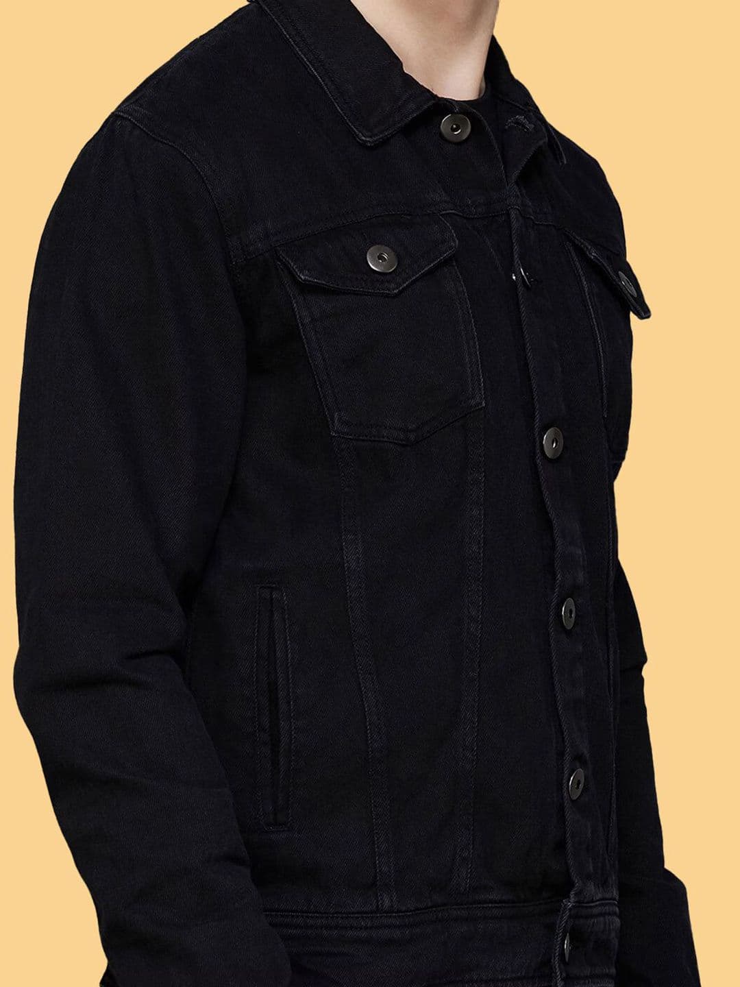 KLIZEN Men Graphic Printed Denim Jacket thumbnail 4