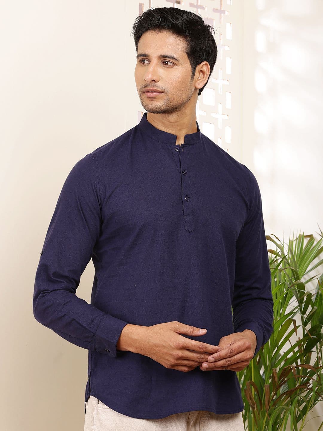 MULTI SHADES Men Mandarin Collar Kurta thumbnail 3