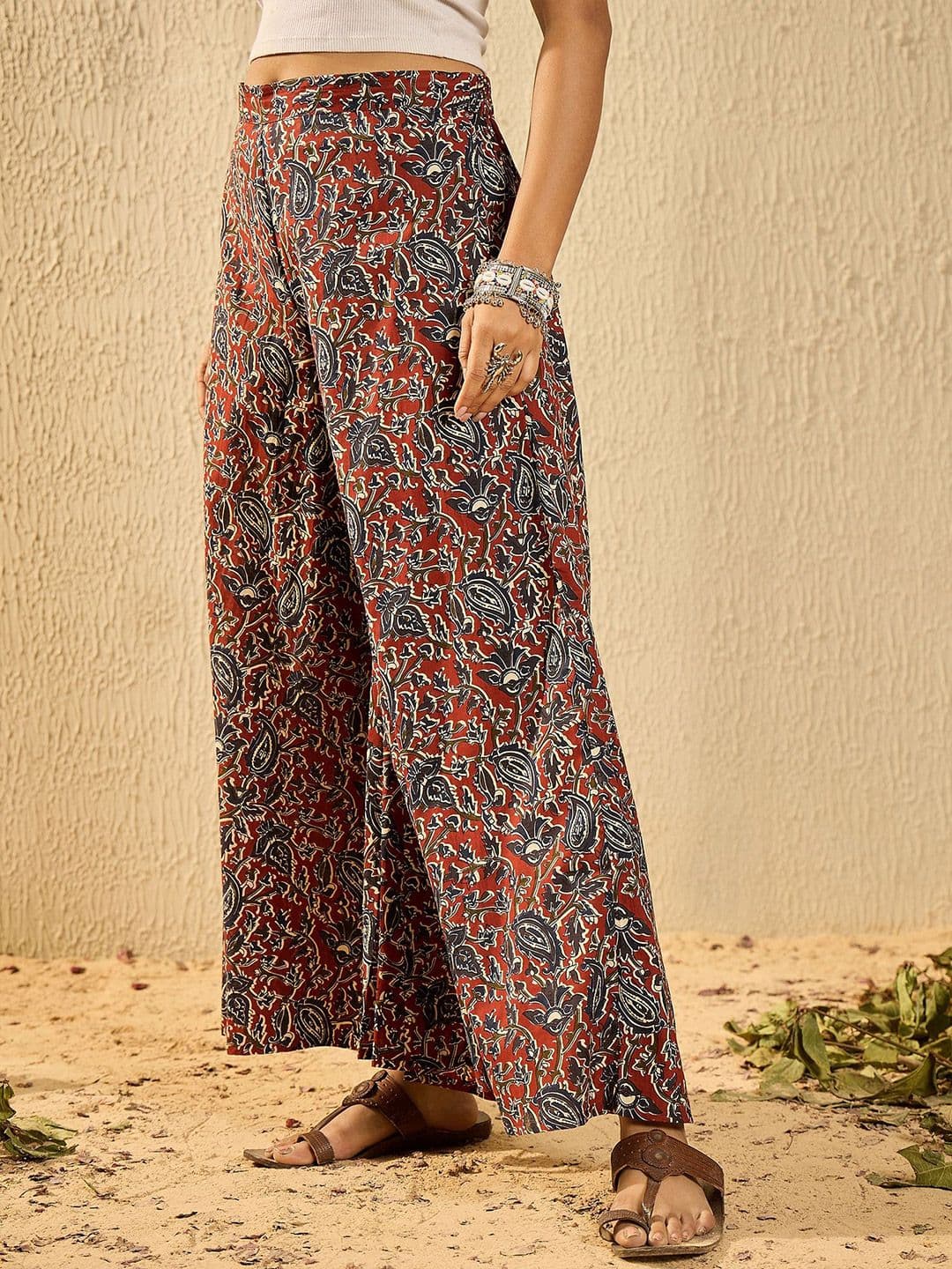 InWeave Women Floral Printed Flared Ethnic Palazzos thumbnail 5