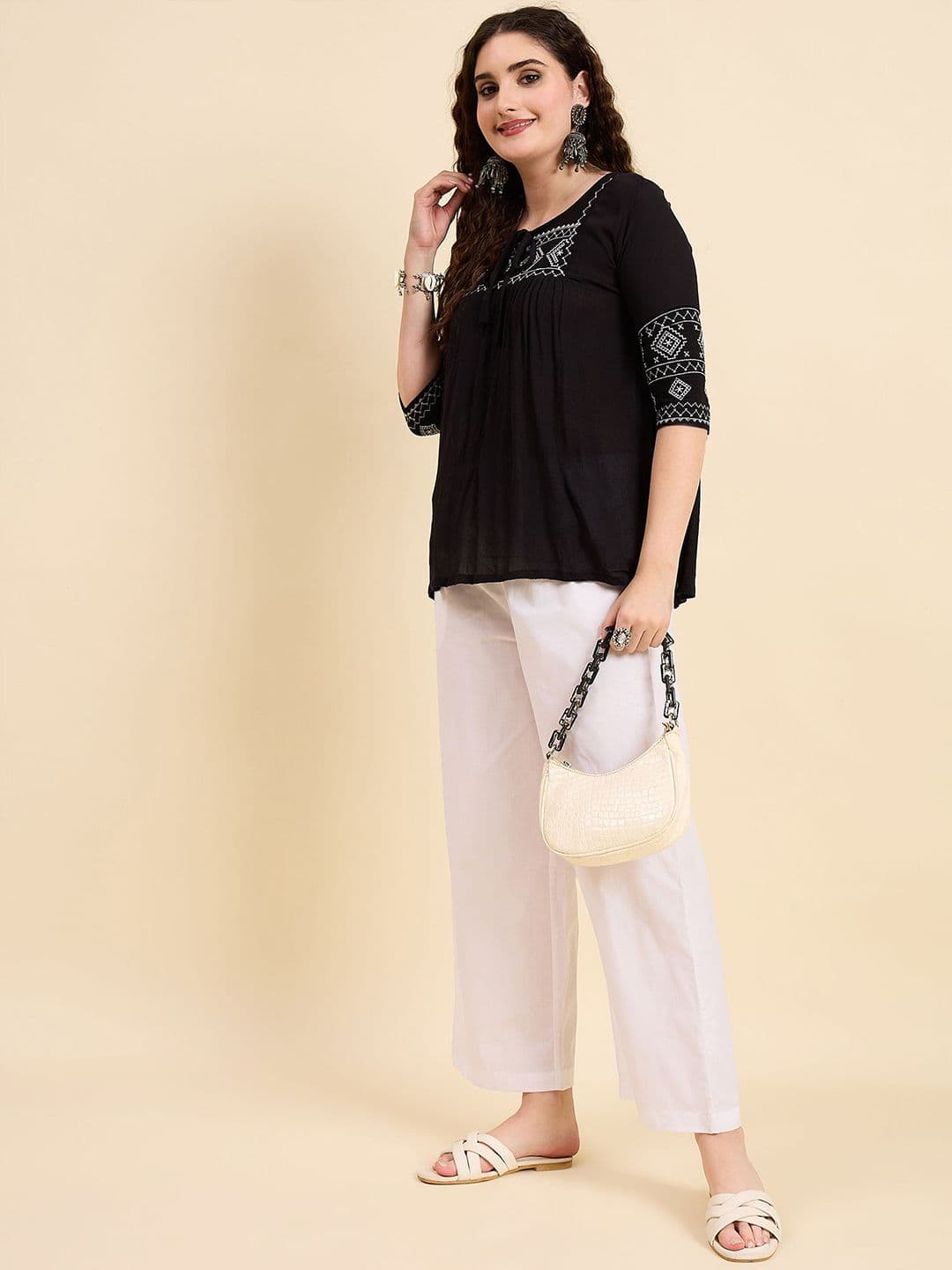 KLOSIA Women Solid Ethnic Palazzos thumbnail 4