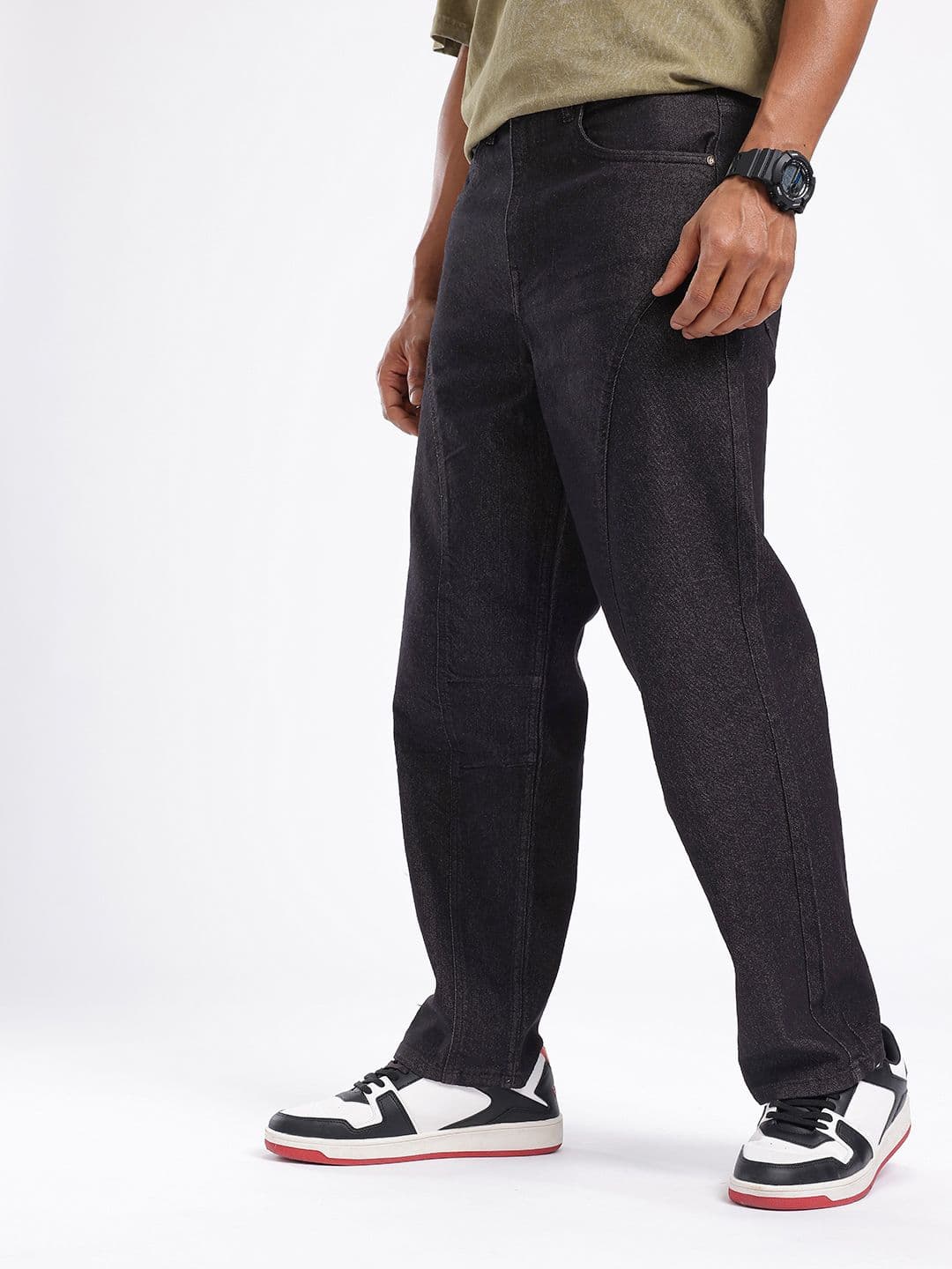 glitchez Men Panelled Skater Light Fade Stretchable Relaxed Fit Jeans thumbnail 4