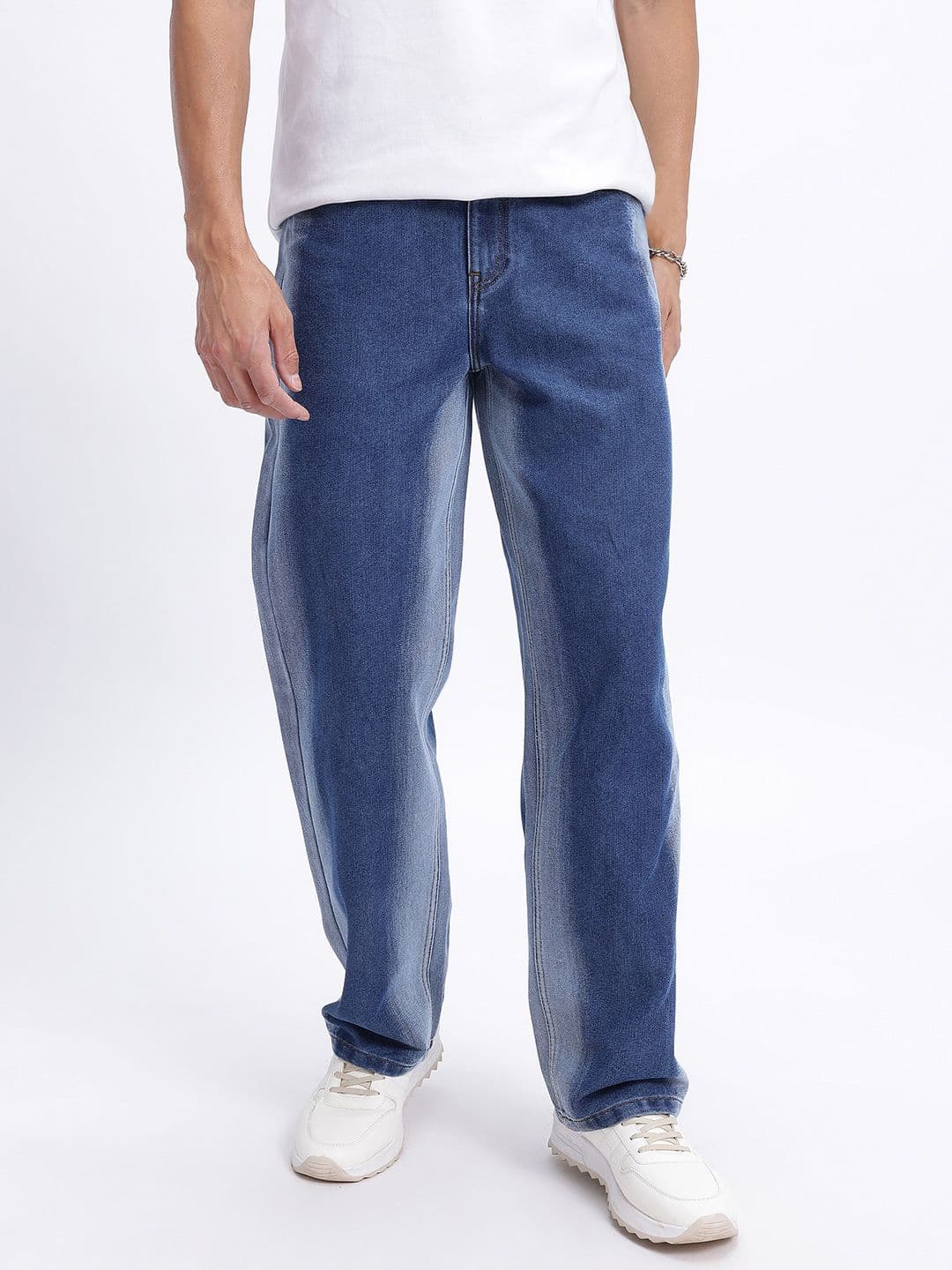 glitchez Men Barrel Fit Bleached Jeans thumbnail 5