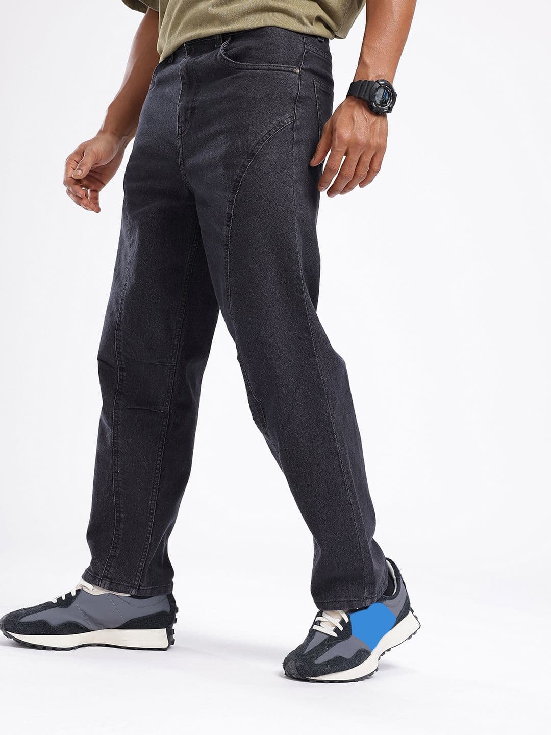 glitchez Men Panelled Skater Light Fade Jeans thumbnail 4
