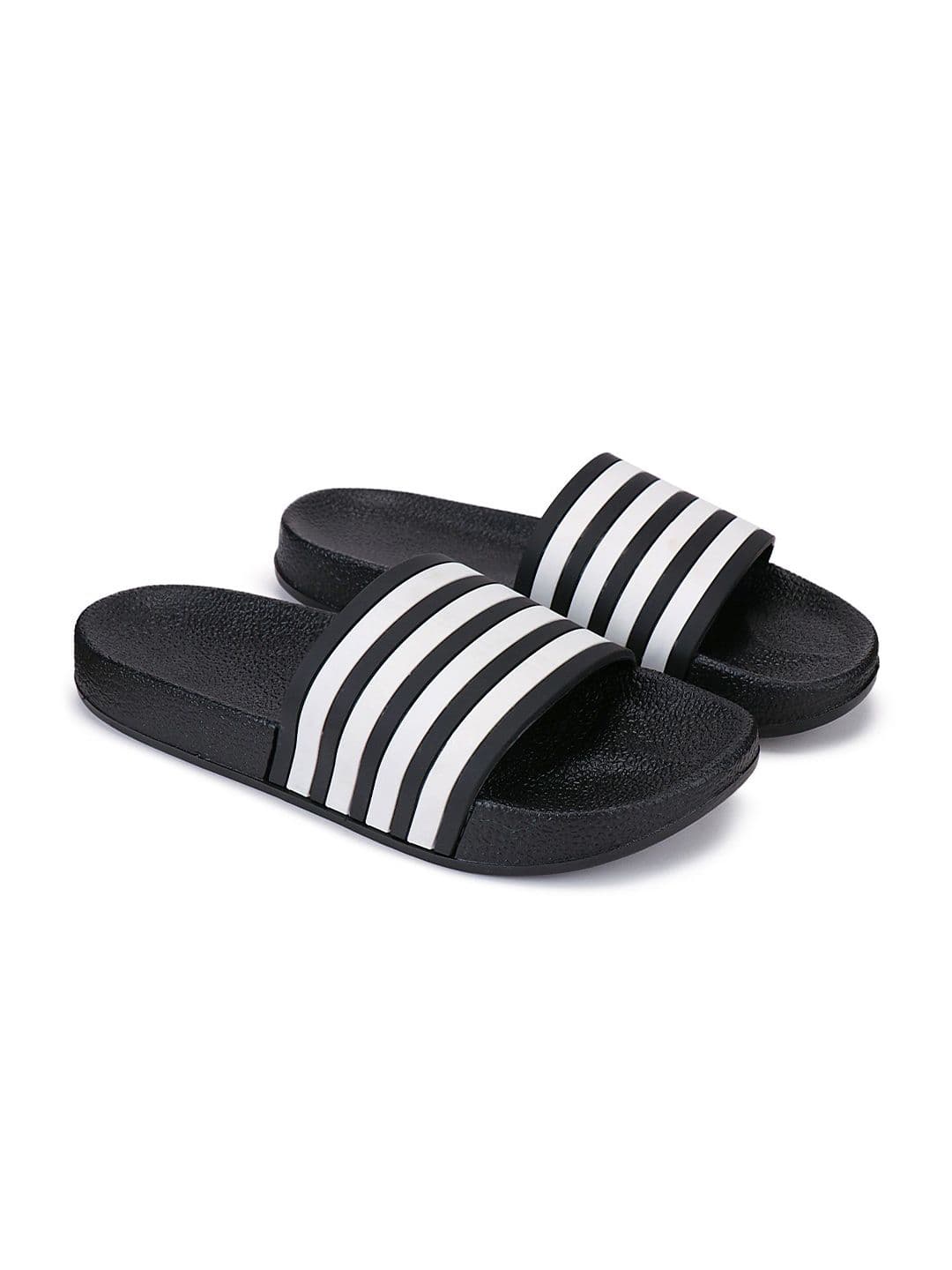 PENNEN Men Printed Sliders thumbnail 2
