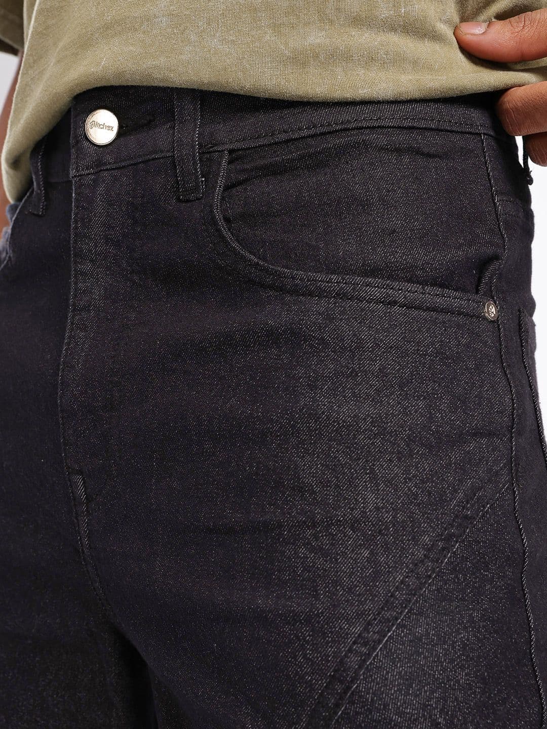 glitchez Men Panelled Skater Light Fade Stretchable Relaxed Fit Jeans thumbnail 7