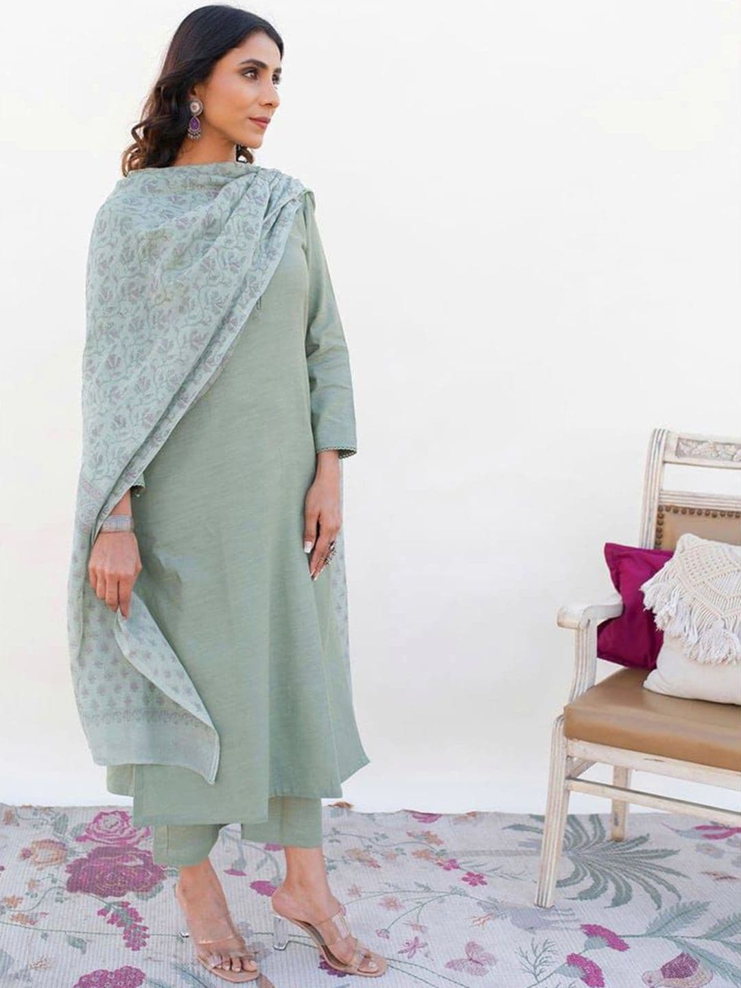 Piyuti Women Solid Kurta with Pyjama & Dupatta thumbnail 4