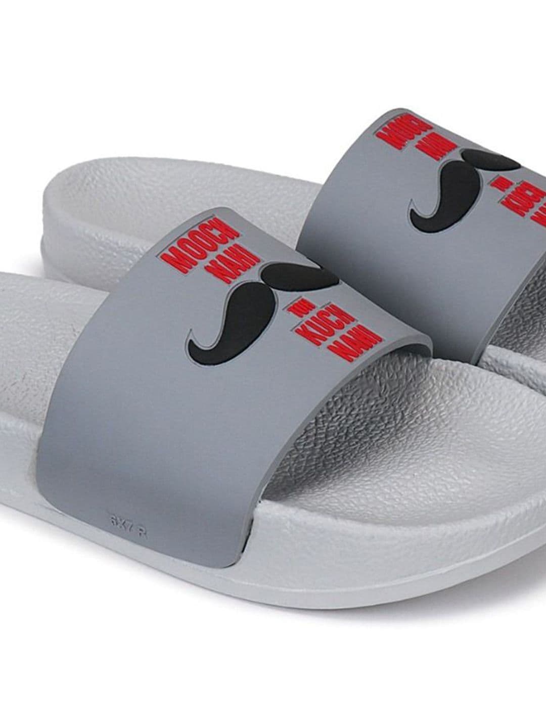 PENNEN Men Printed Sliders thumbnail 3