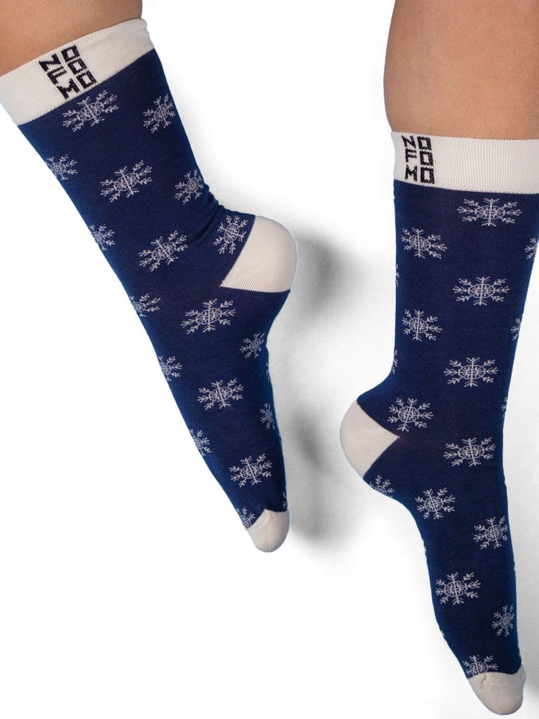 NoFoMo Snowflake Unisex Printed Crew-Length Odour-Free Socks thumbnail 2
