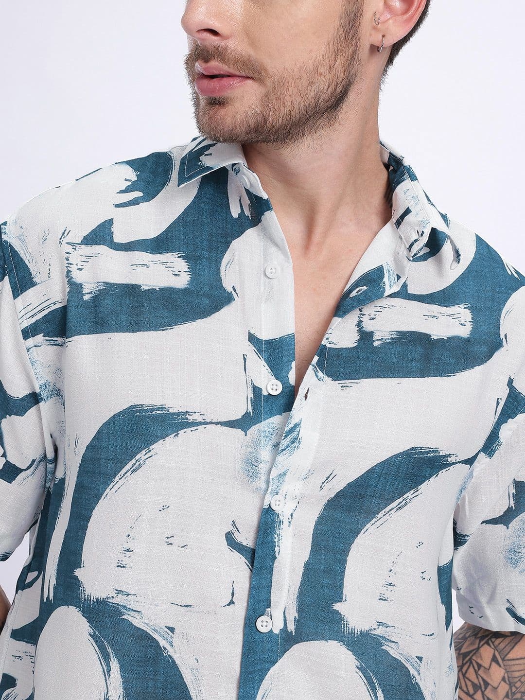 glitchez Printed Relaxed Fit Shirt thumbnail 4