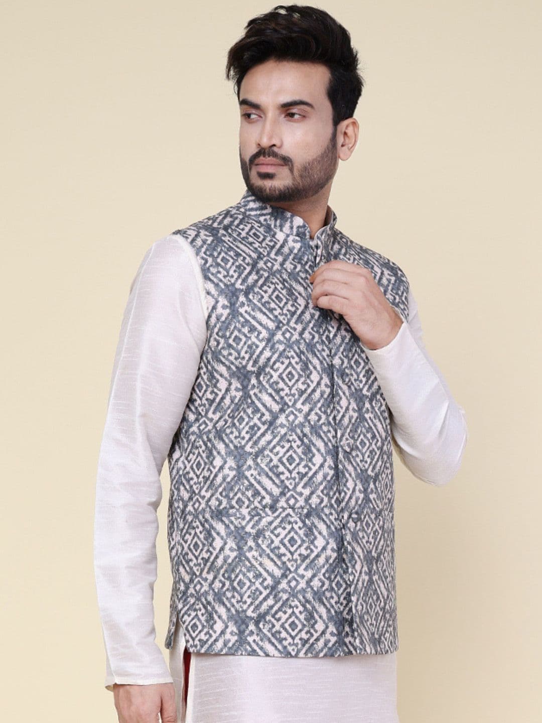 W & G Embroidered Mandarin Collar Nehru Jacket thumbnail 2