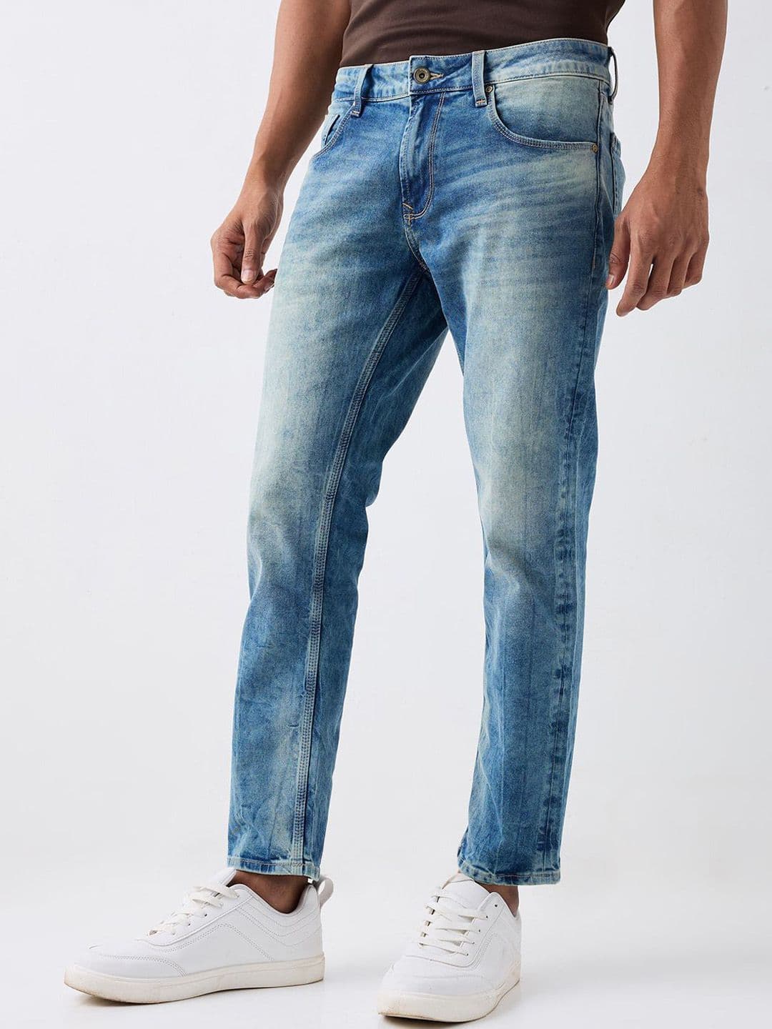 SPYKAR Men Regular Fit Mid-Rise Low Distress Heavy Fade Jeans thumbnail 6