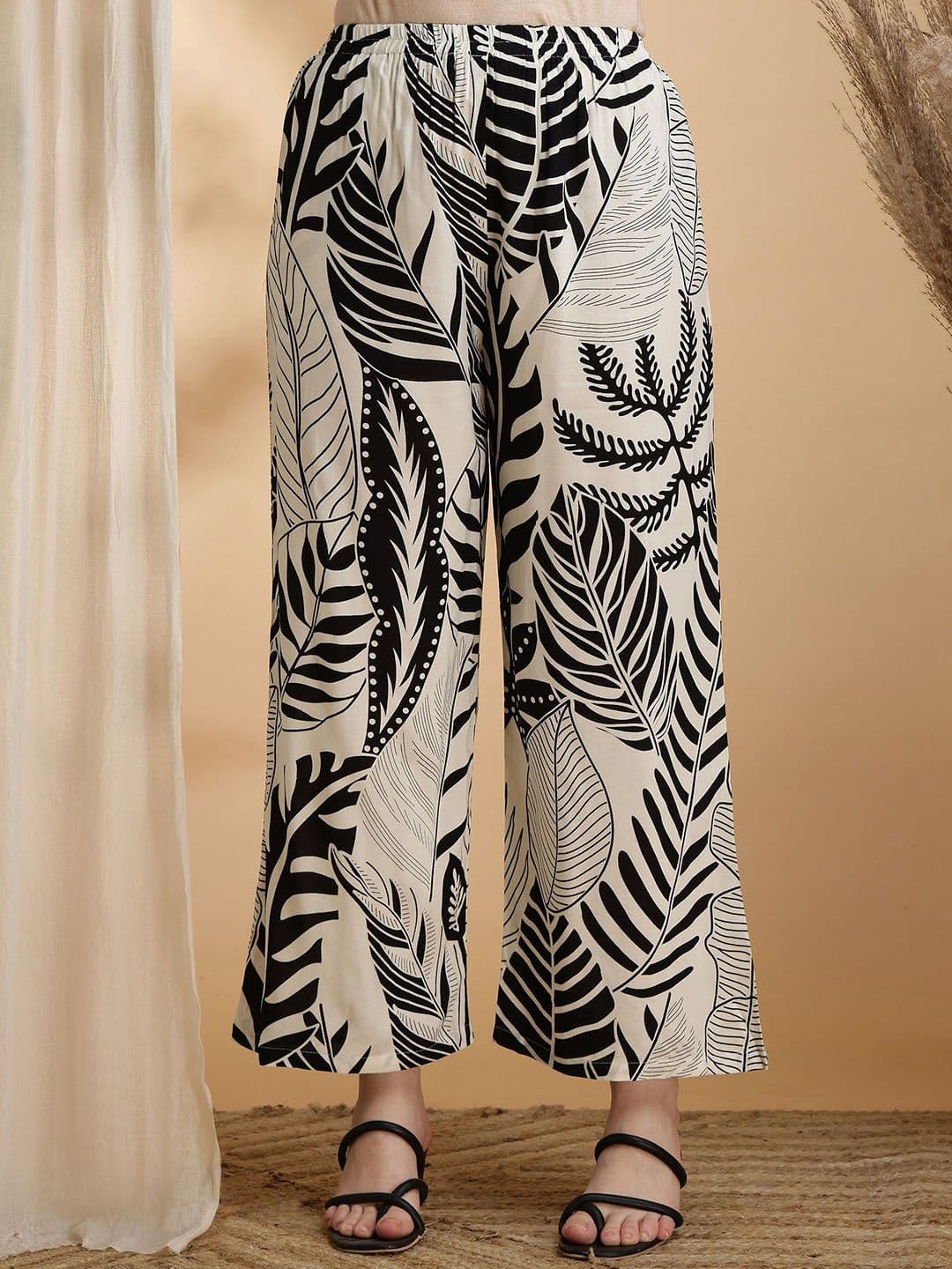 KALINI Women  Printed Regular Kurta with Palazzos thumbnail 7