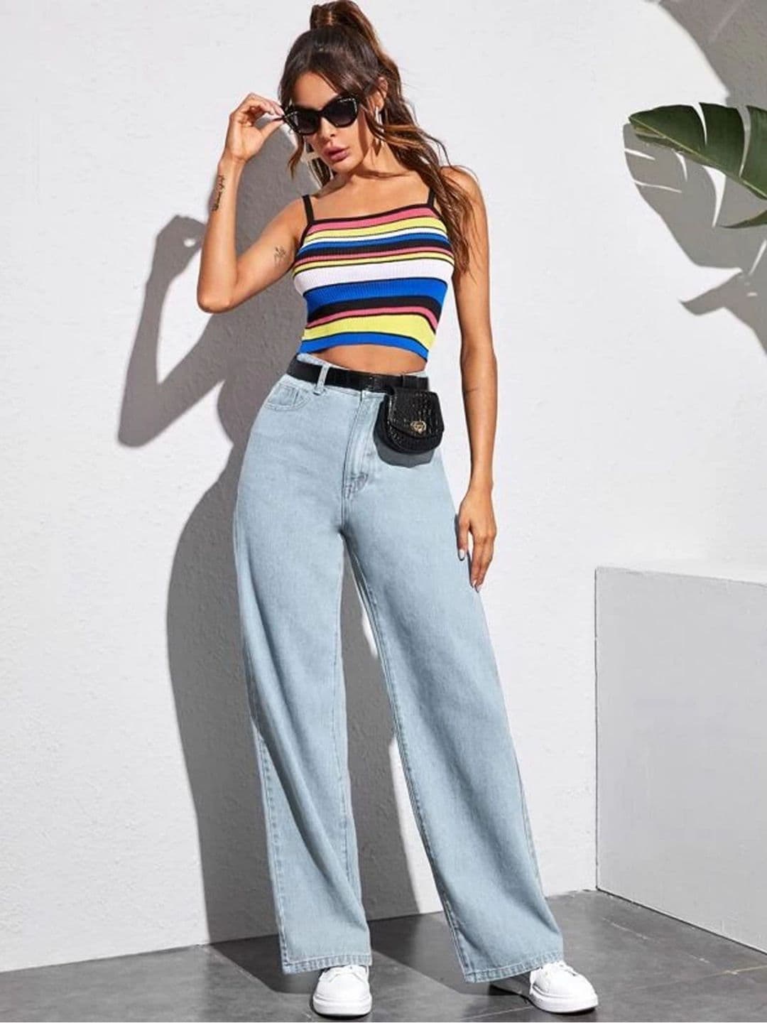 Z & G trends Women Wide Leg High-Rise Slash Knee Heavy Fade Jeans thumbnail 2