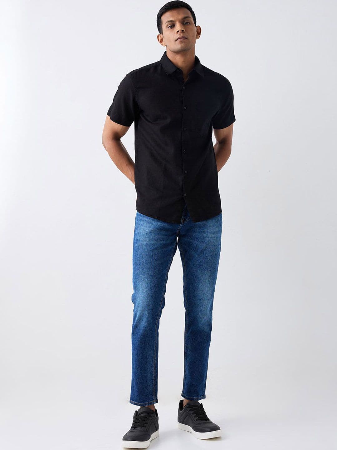 SPYKAR Men Regular Fit Mid-Rise Heavy Fade Clean Look Jeans thumbnail 5