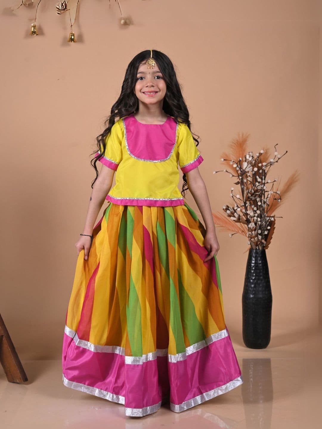 itsmycostume Girls Ready to Wear Lehenga & Blouse With Dupatta thumbnail 2