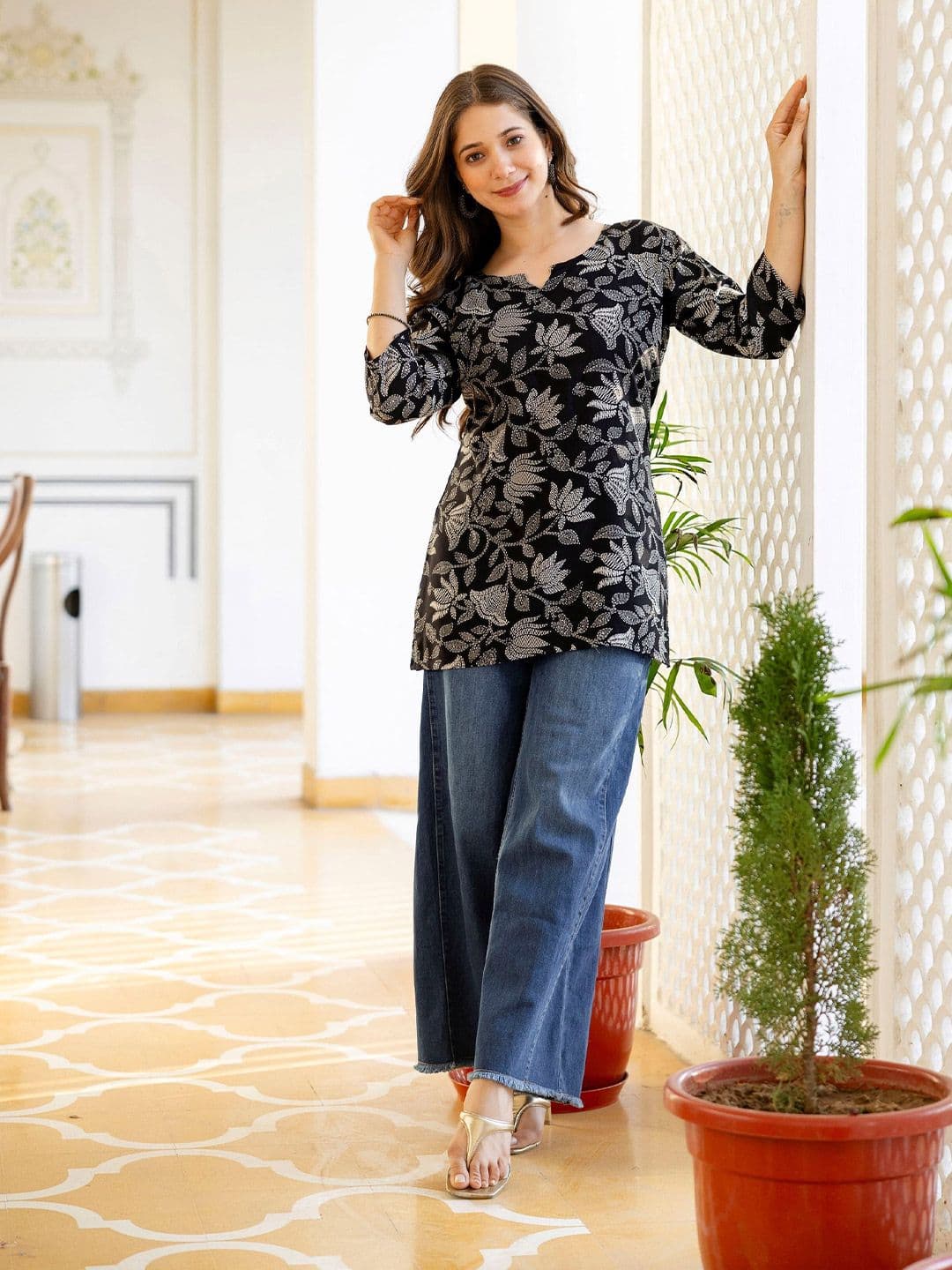 HYTEN Floral Printed Kurti thumbnail 7