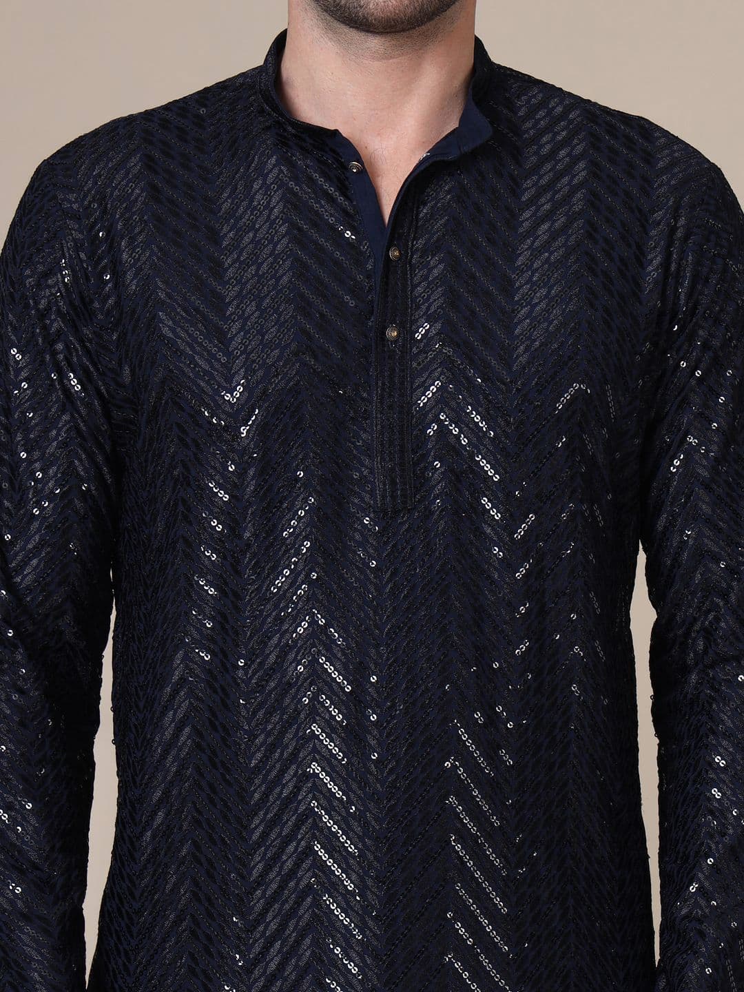 ADHIRAJAN Men Geometric Embroidered Cold-Shoulder Sleeves Chikankari Kurta thumbnail 5