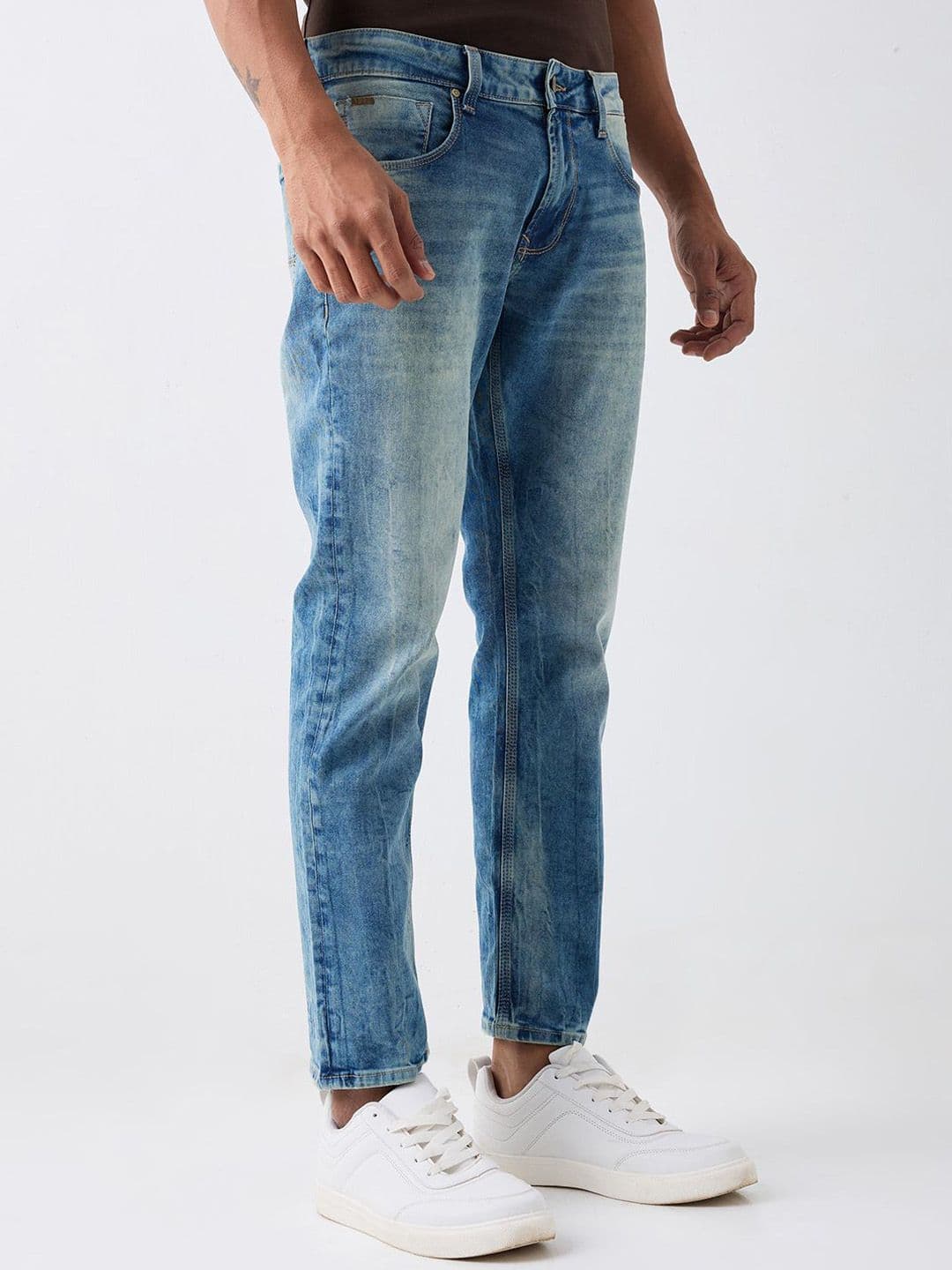 SPYKAR Men Regular Fit Mid-Rise Low Distress Heavy Fade Jeans thumbnail 3