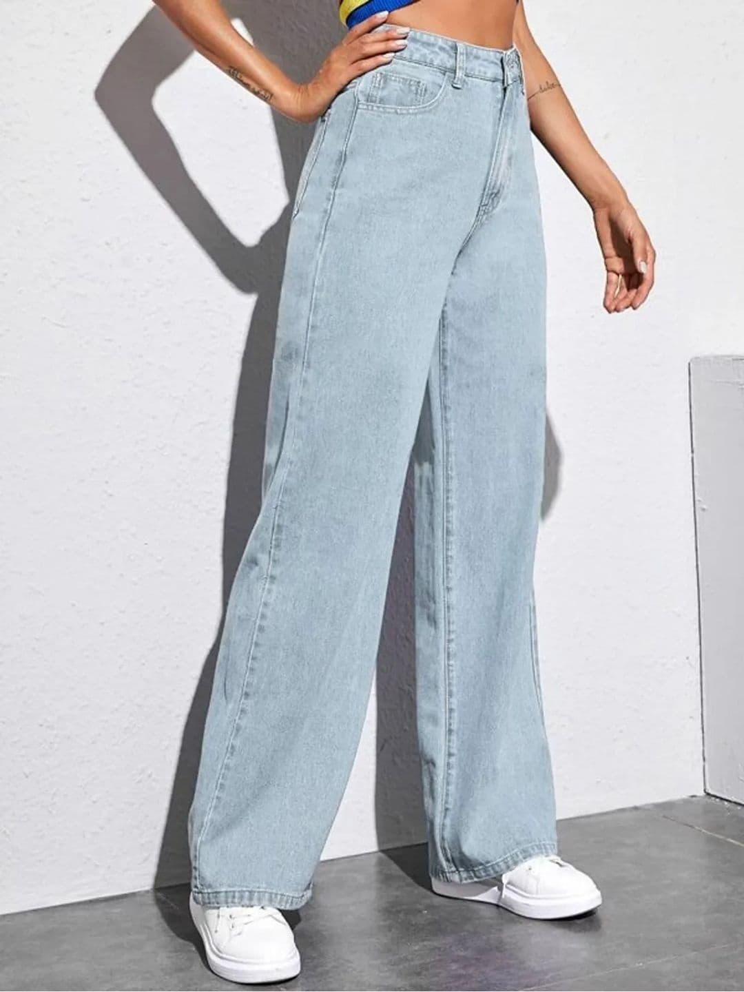 Z & G trends Women Wide Leg High-Rise Slash Knee Heavy Fade Jeans thumbnail 4