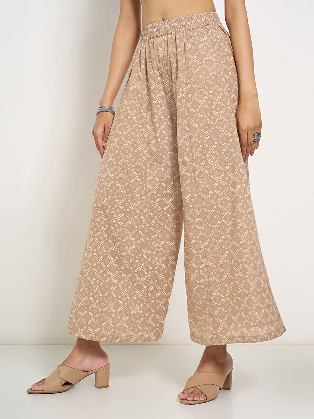 RANGMANCH BY PANTALOONS Women Floral Printed Flared Palazzos thumbnail 2