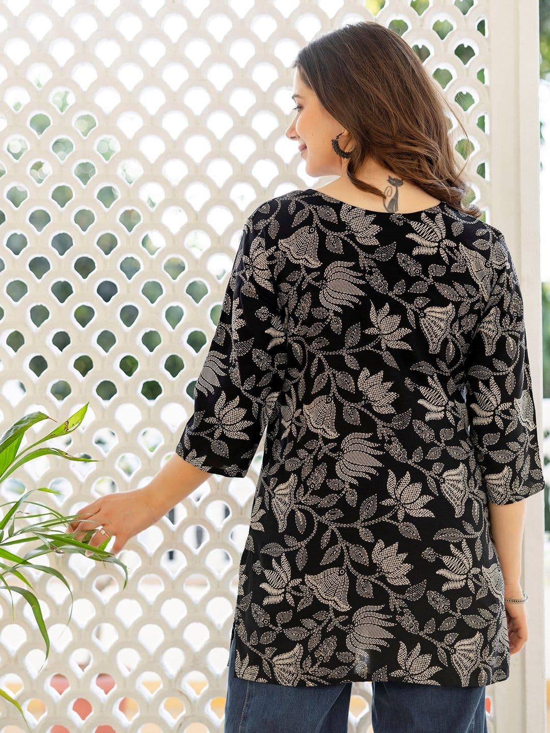 HYTEN Floral Printed Kurti thumbnail 3