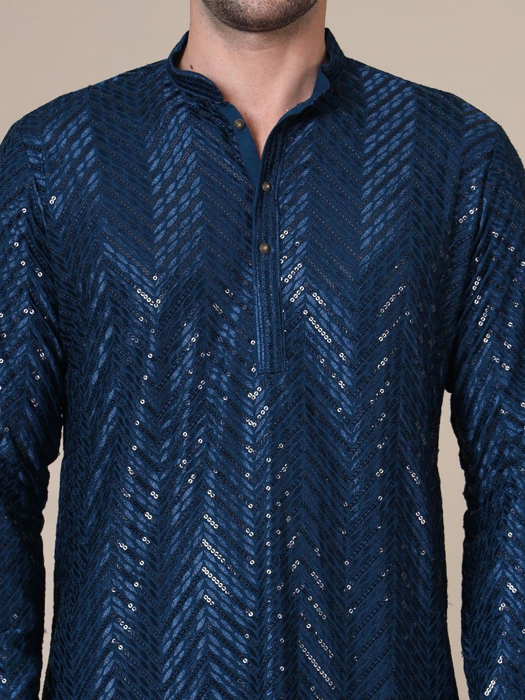 ADHIRAJAN Men Geometric Embroidered Chikankari Kurta thumbnail 5
