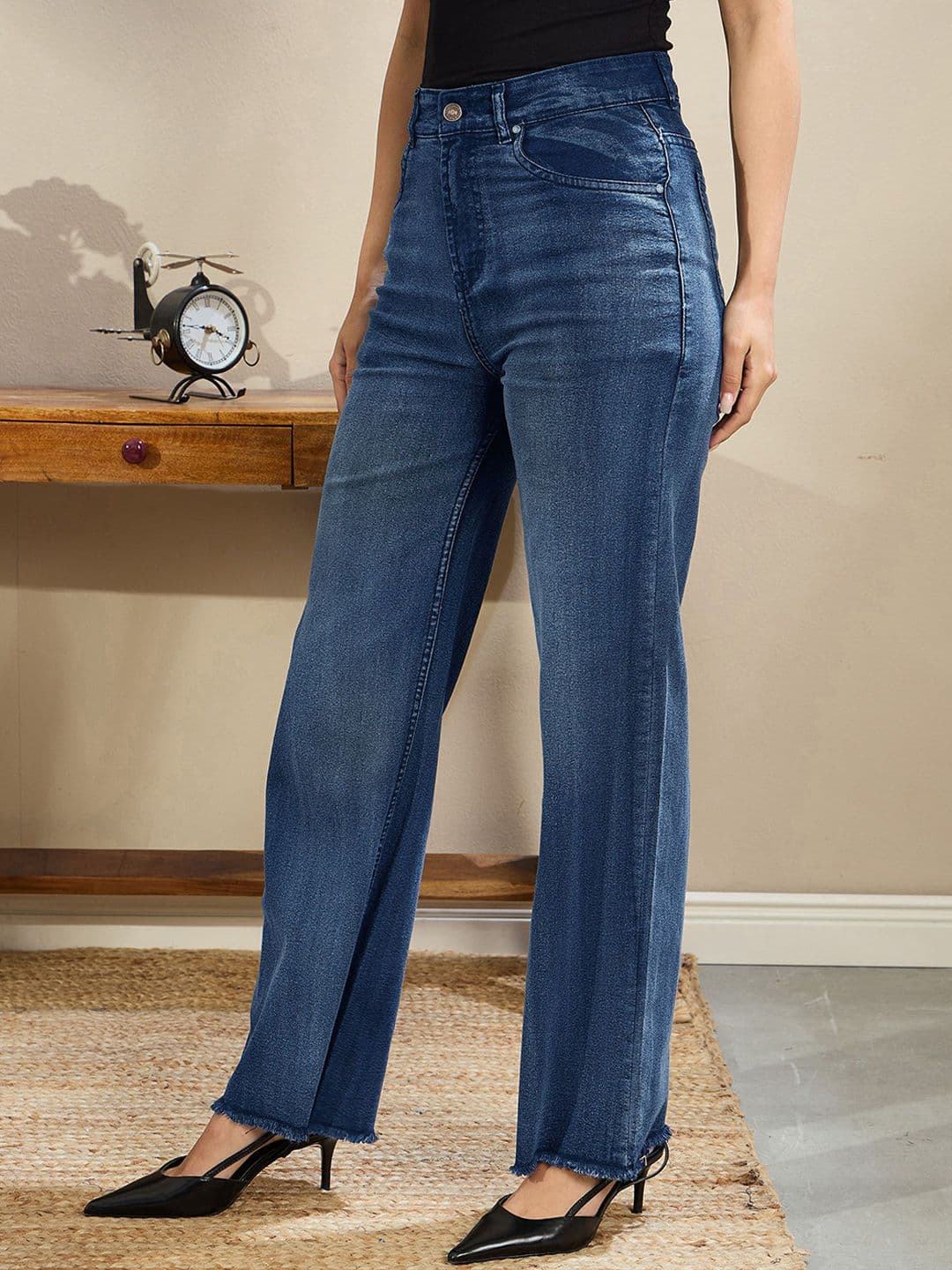 SASSAFRAS BASICS Women Comfort Straight Fit High-Rise Clean Look Light Fade Jeans thumbnail 2