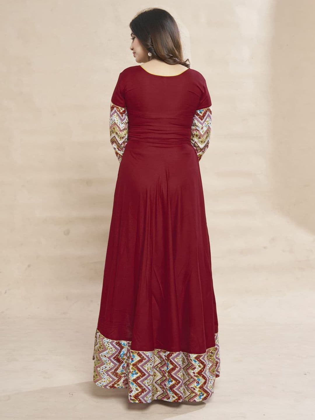 MEESORRA Printed Fit And Flare Ethnic Dresses thumbnail 3