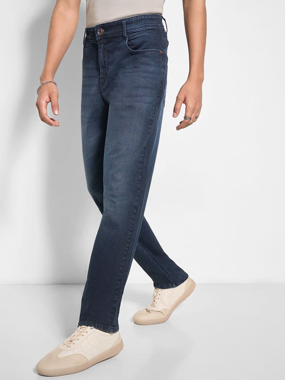 SF JEANS by Pantaloons Men Slim Fit Mid-Rise Light Fade Jeans thumbnail 3