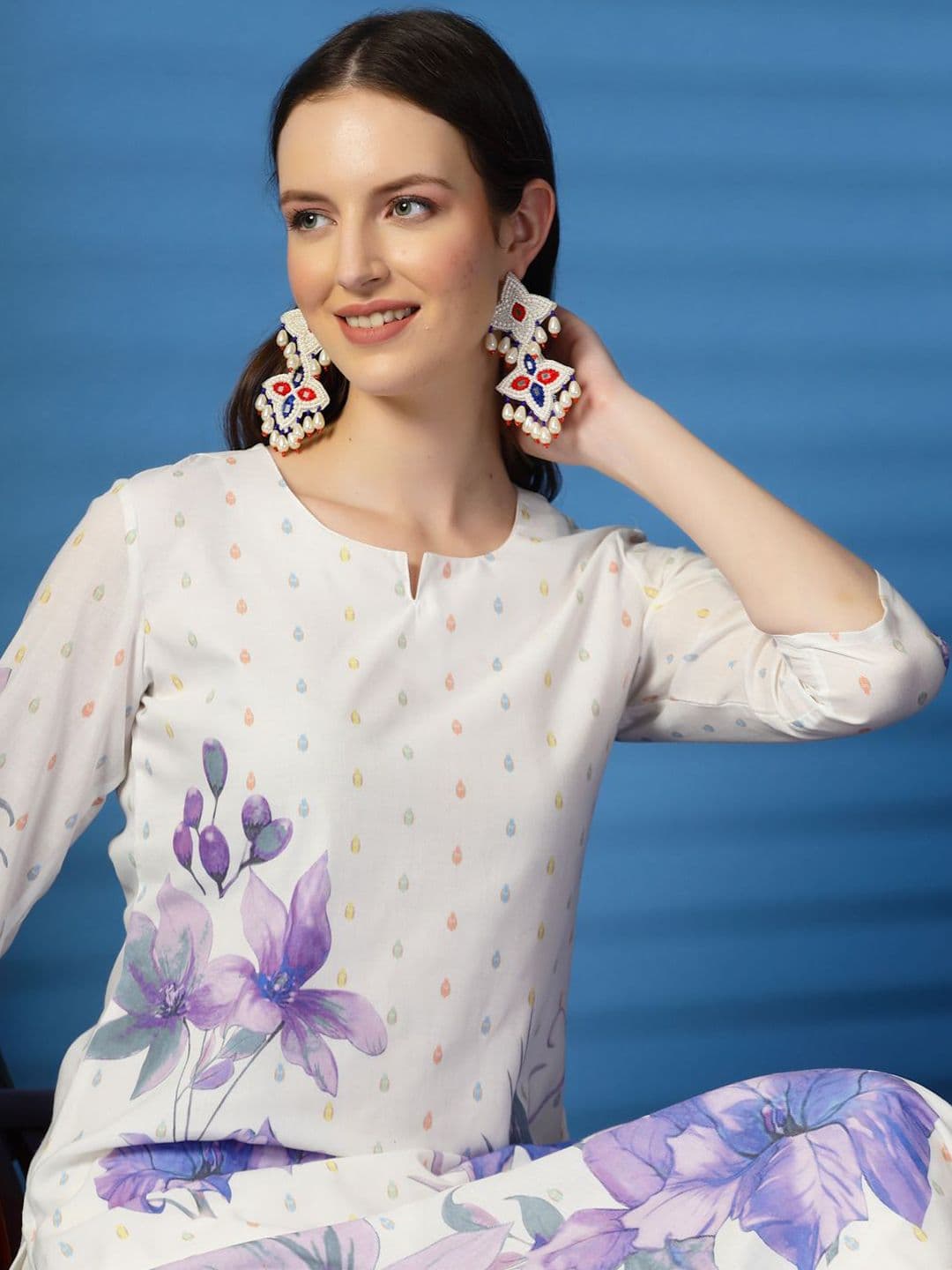 Sangria Floral Printed Notch Neck Cotton Straight Kurta thumbnail 3