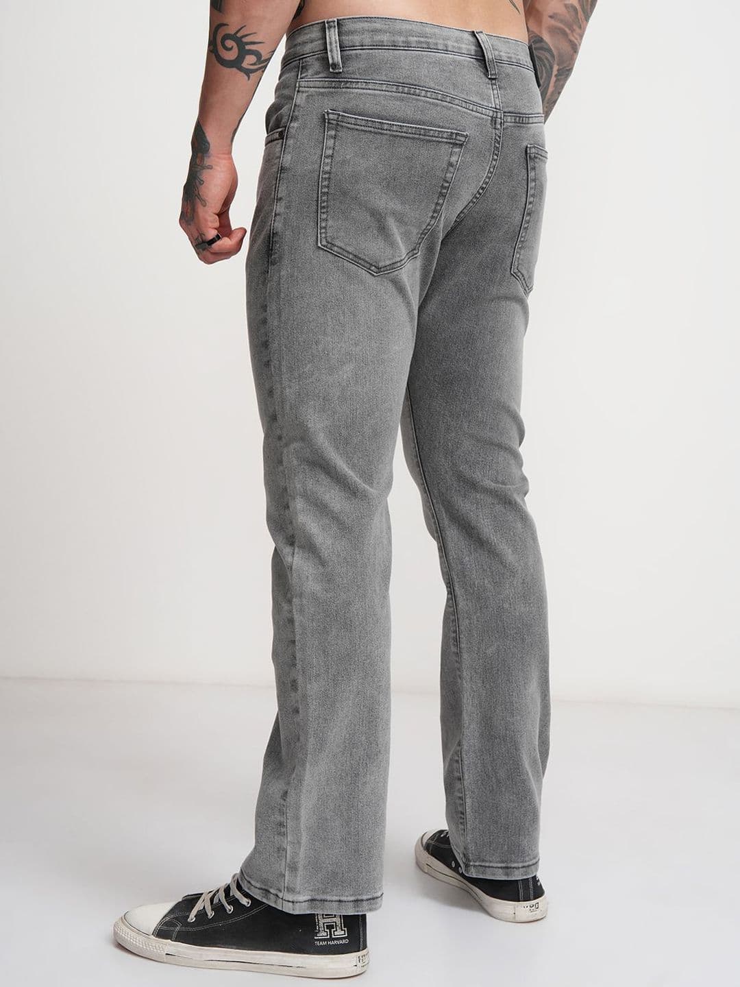 HIGHLANDER Men Straight Fit Mid-Rise Light Fade Stretchable Jeans thumbnail 4