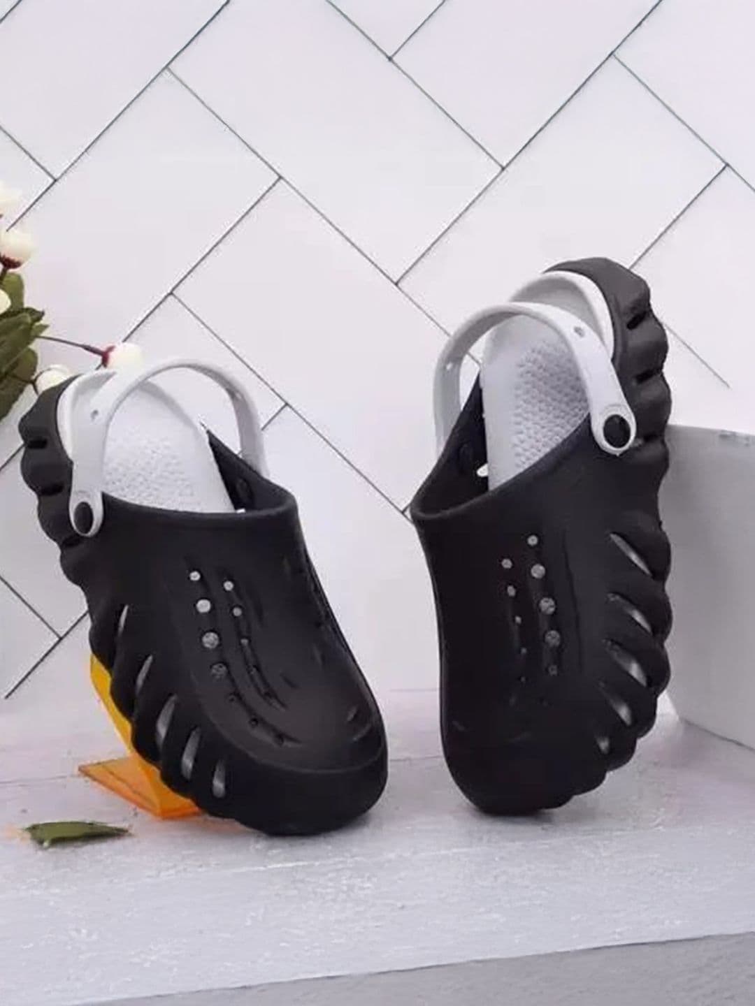 PENNEN Men Set Of 2 Thong Flip-Flops & Clogs thumbnail 4