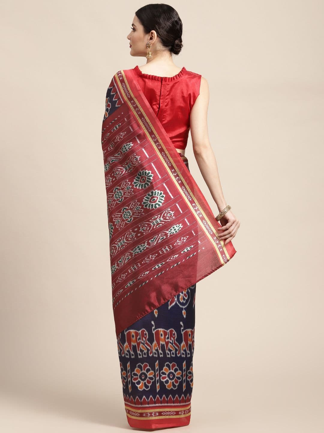 Anouk Rustic Floral Silk Blend Ikat Saree thumbnail 3